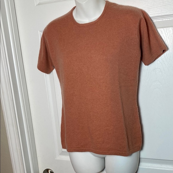 J. Crew 100% Cashmere Short Sleeve Top Crew Neck Size Medium Sweater - Picture 11 of 13